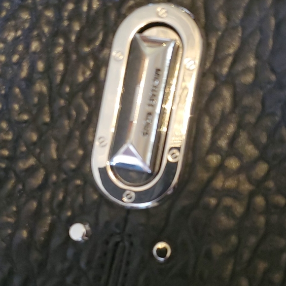 Michael kors bag - Picture 5 of 7